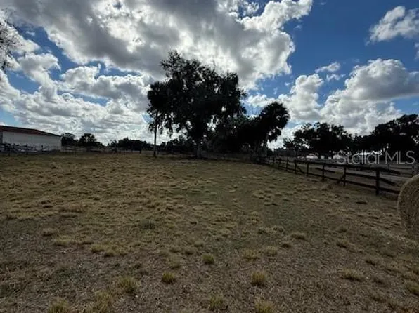 Horseshoe Hills Pl #3, Plant City, FL 33566