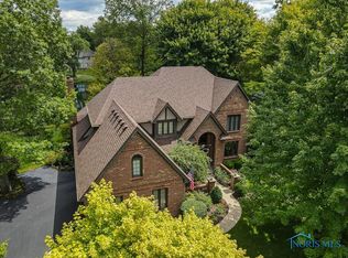 547 Pinella Point, Holland, OH 43528