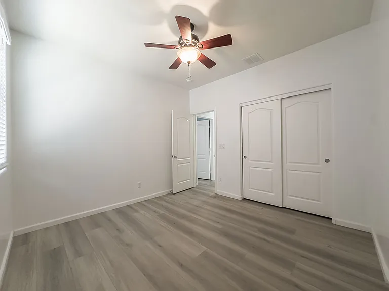 1036 S 177th Dr — Photo 18