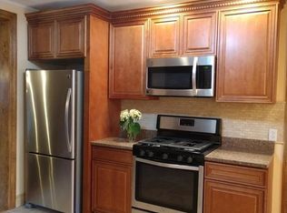 8 Jackson St #1, Beverly, MA 01915