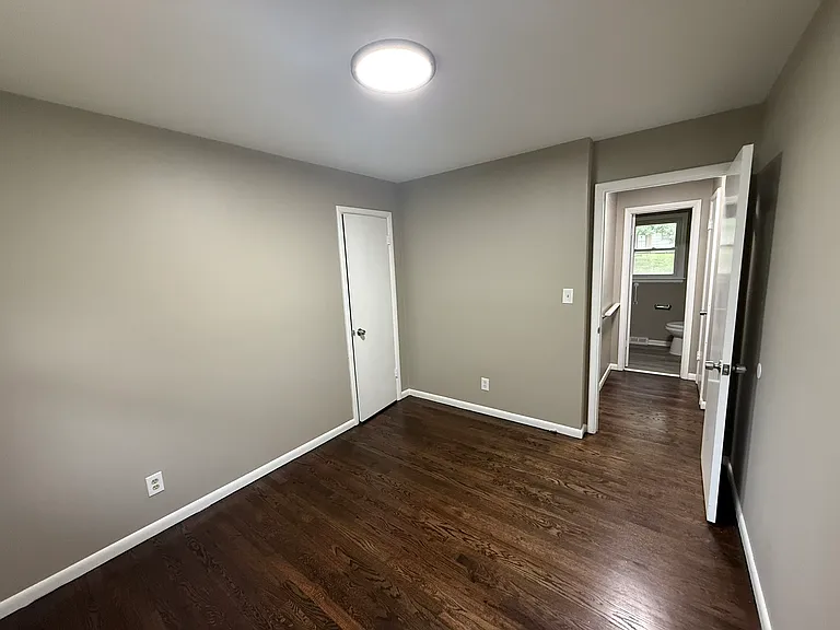5546 N Woodland Ave — Photo 16