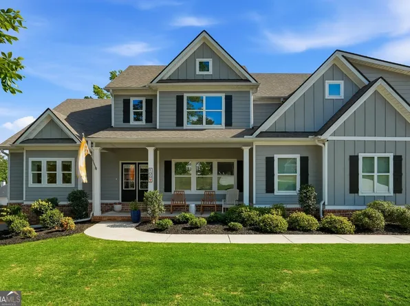 100 W Wind Ct, Tyrone, GA 30290