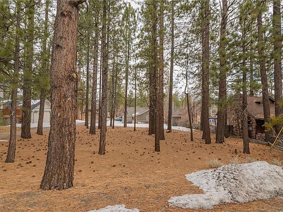 2nd image of 39942 Lakeview Dr