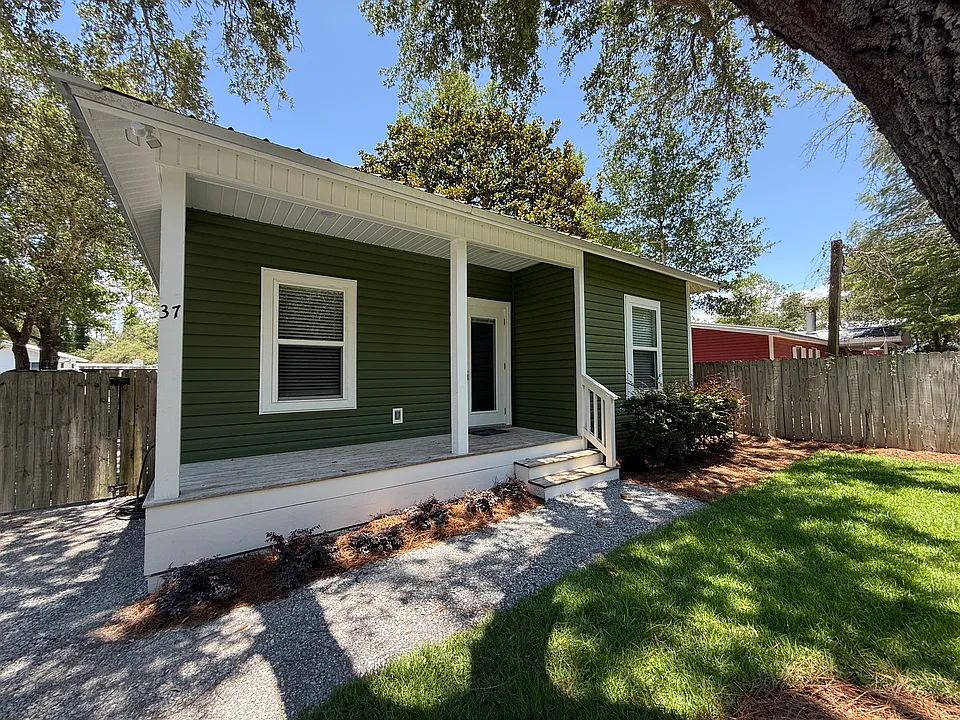 37 Bayou Rd