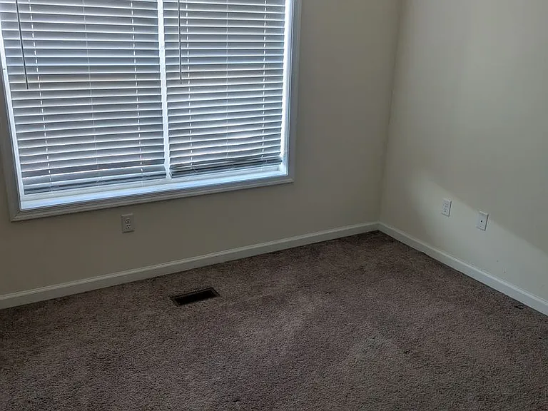 327 Tribbitt St — Photo 27