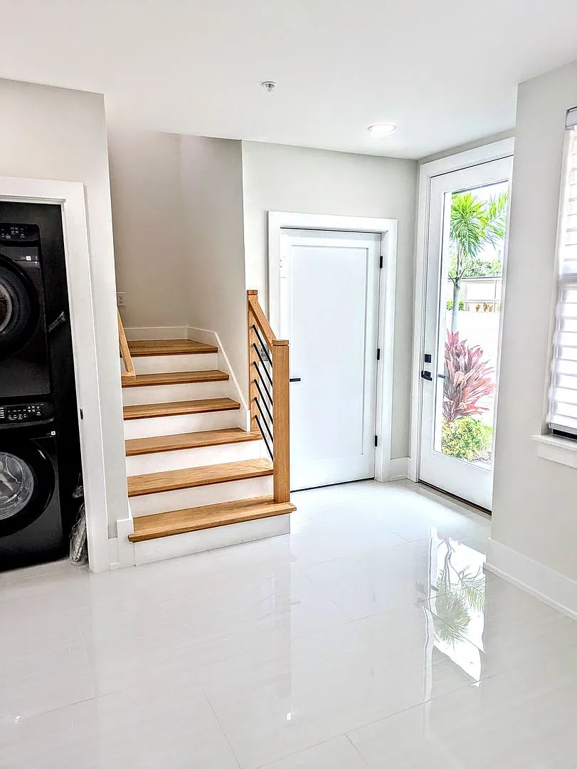 Annual UNfurnished brand new high end townhouse downtown Sarasota — Photo 4