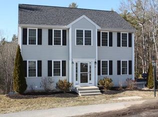 54 Cinnamon Ridge Cir, Middleboro, MA 02346