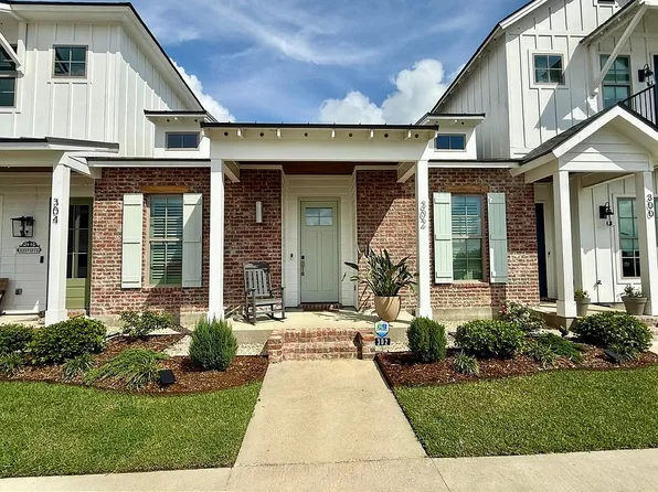302 Sandstone Ave, Scott, LA 70583