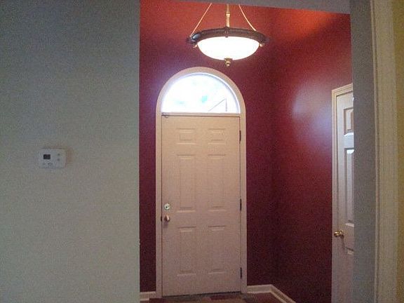 2nd image of 671 Marlborough Dr