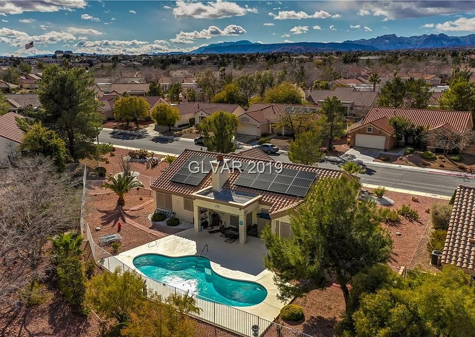 1st image of 2440 Desert Sands Dr
