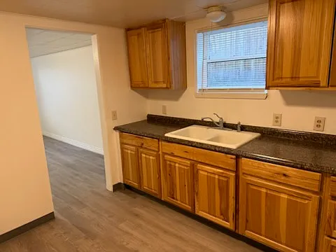 1618 Browne Ave #B — Photo 5