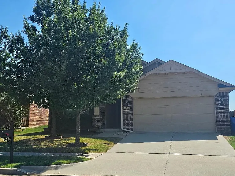 2732 Lerkim Ln — Photo 1