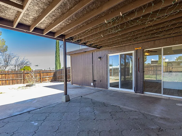 520 S 3rd St — Photo 21