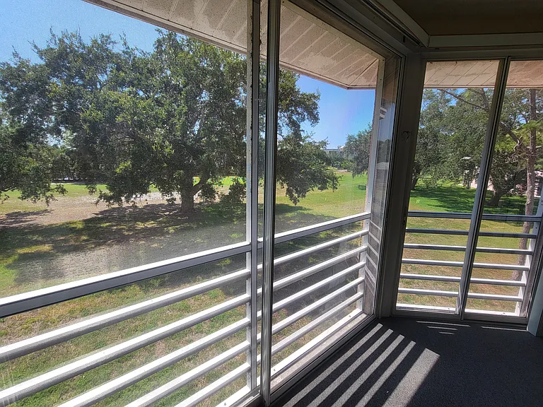 4220 Pinebrook Cir #14 — Photo 17