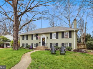 2000 Old Stage Rd, Alexandria, VA 22308