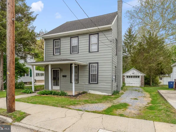 44 Church St, Woodstown, NJ 08098