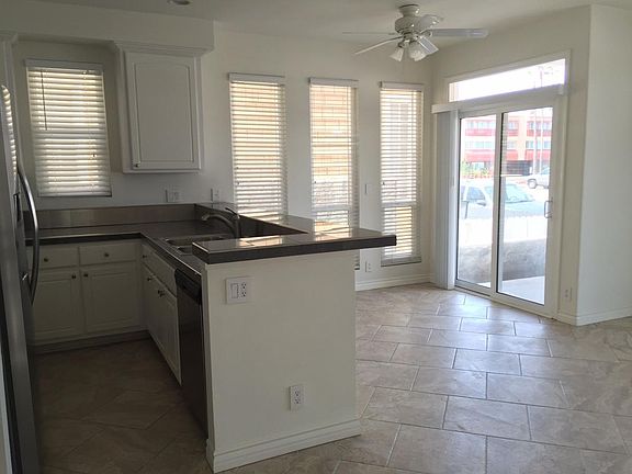 3rd image of 1721 W Balboa Blvd APT A