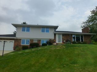 9071 Hidden Valley Ln, Brookville, IN 47012