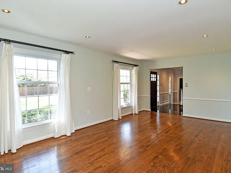 9309 Reef Ct — Photo 10