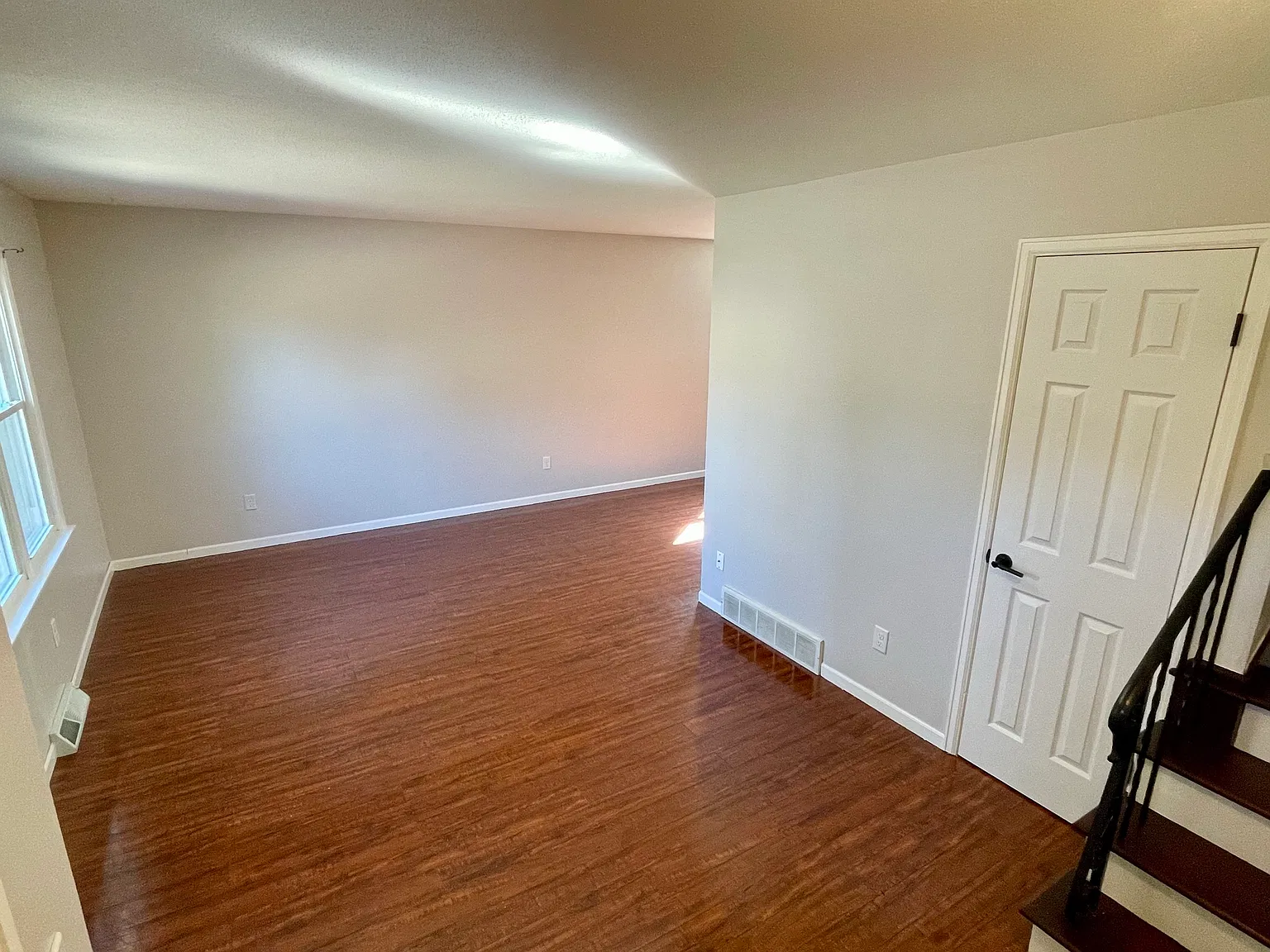 4617 Imperial Dr — Photo 2