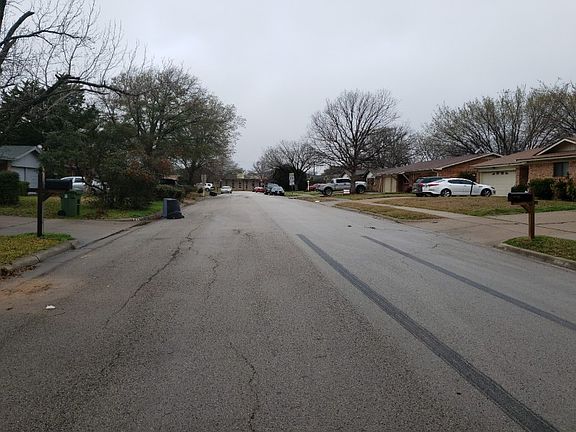 5th image of 744 Oakwood Ave