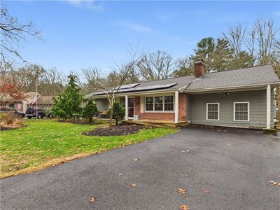 77 Fairfield Dr, North Kingstown, RI, 02852