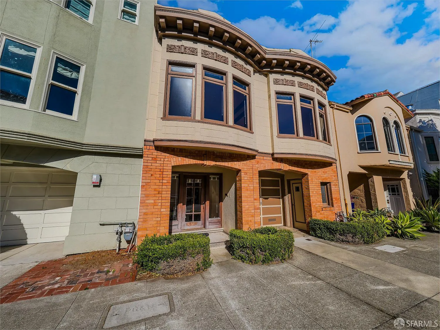 3730 Divisadero St - Photo 2