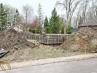 1st image of 9368 Village Manor Dr