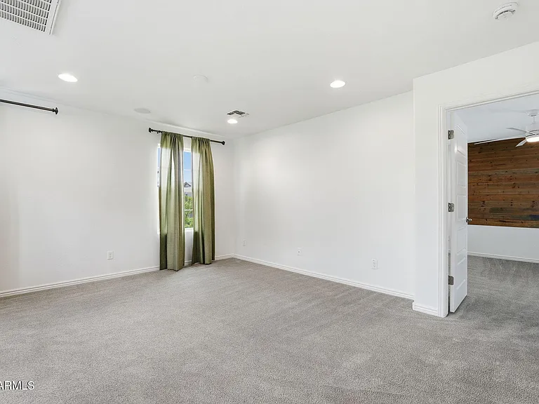 464 N Ranger Trl — Photo 18