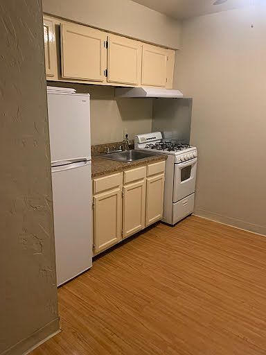 2nd image of 4185 Paxton Woods Ln APT 3