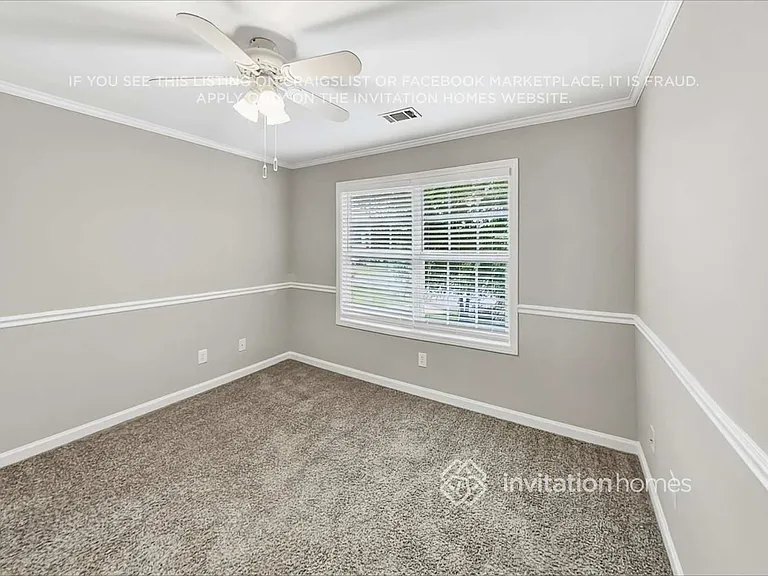 8920 Watersedge Ct — Photo 16