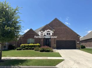 740 Fireside Dr, Aubrey, TX 76227
