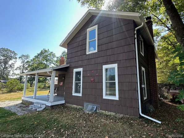 8190 Tasker Rd, Bellevue, MI 49021