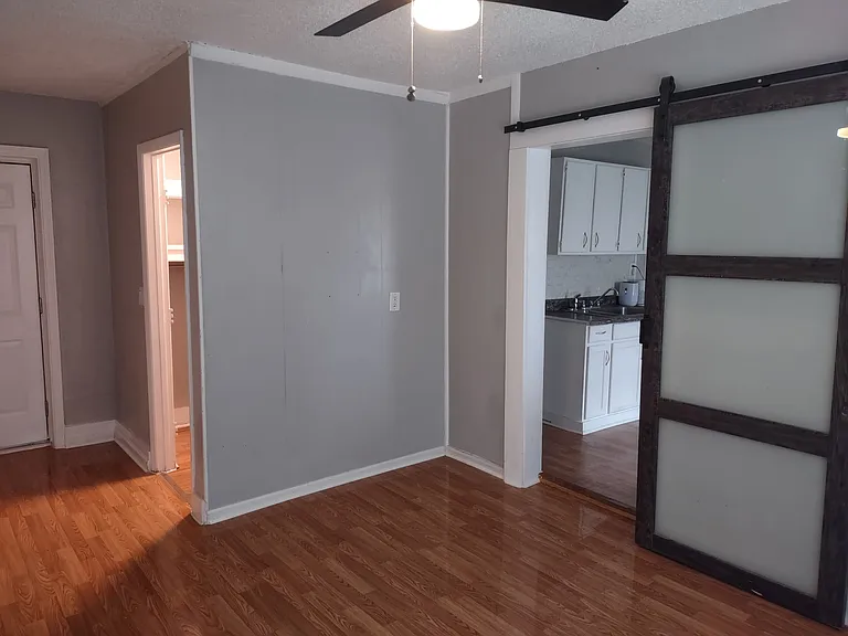 5319 Dixie Hwy #23 — Photo 4