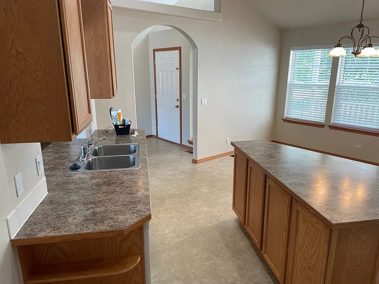 1200 E Warm Springs Ave — Photo 2