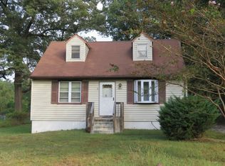 406 Magothy Bridge Rd, Pasadena, MD 21122