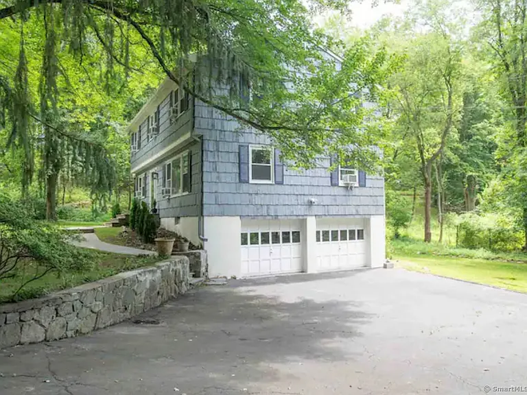 5 Hollow Spring Rd — Photo 3