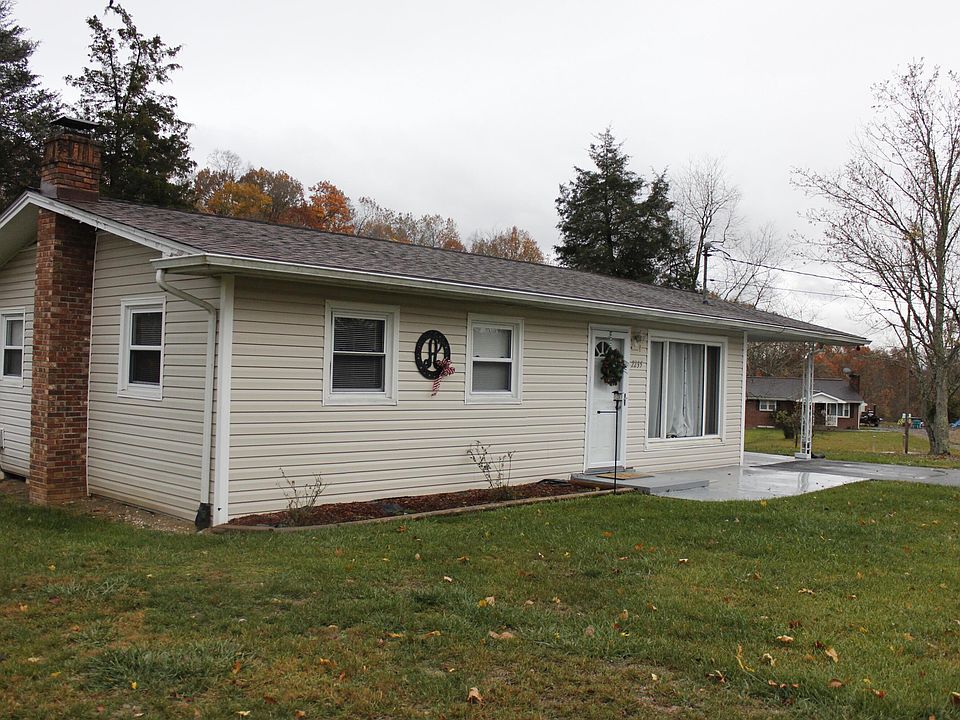1st image of 2235 Morrison Ave
