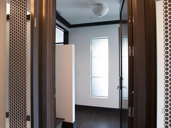 5th image of 2131 S Beverly Glen Blvd APT 6