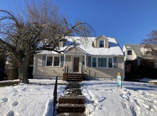 327 Carteret Ave, Carteret, NJ 07008