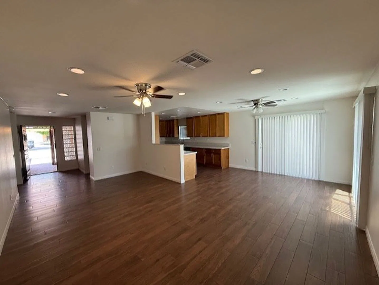 Completely rebuilt home in La Quinta Cove — Photo 3
