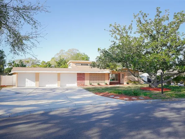 1712 Faulds Rd N, Clearwater, FL 33756