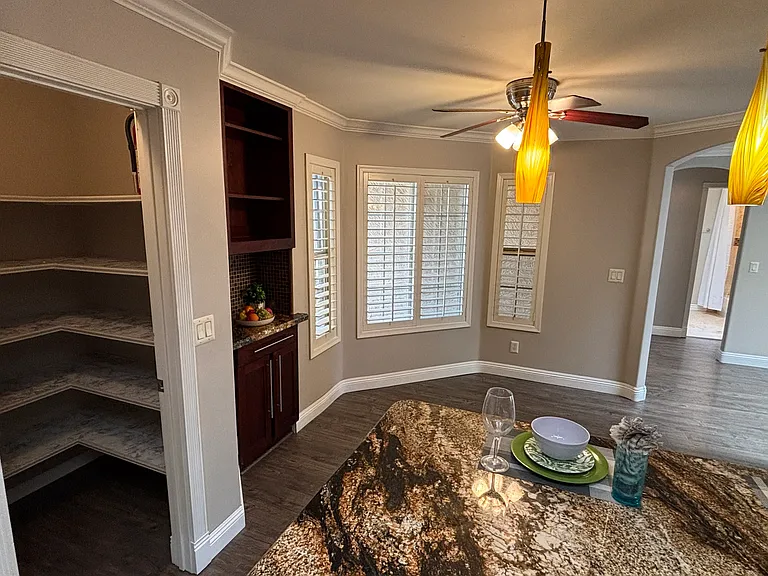 2529 E Bluefield Ave — Photo 10
