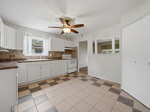 4th image of 1435 Lanewood Dr