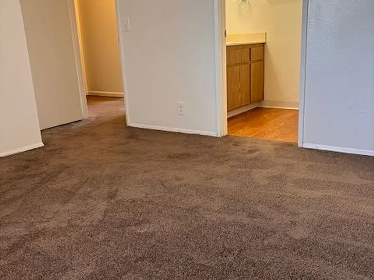 9669 Marilla Dr — Photo 11