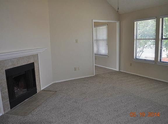 3rd image of 781 Panorama Dr