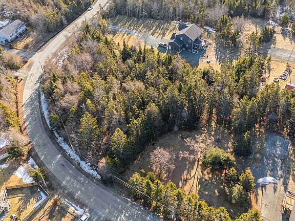 5th image of 21 Murray Rd