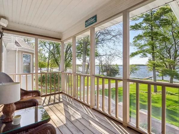 W9400 Ripley Rd, Cambridge, WI 53523