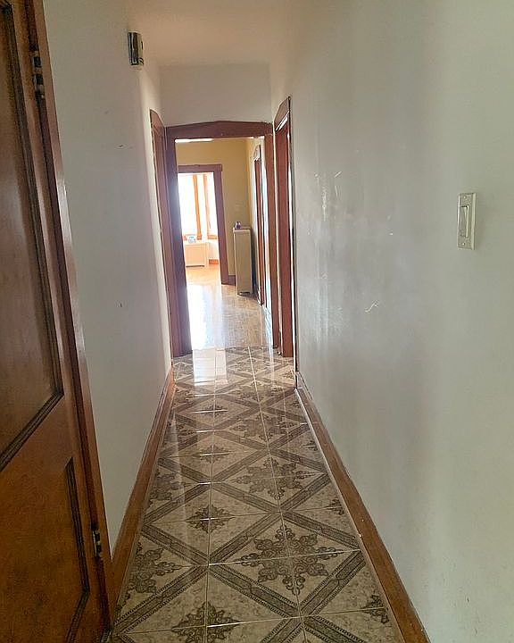 1st image of 5526 N Sawyer Ave