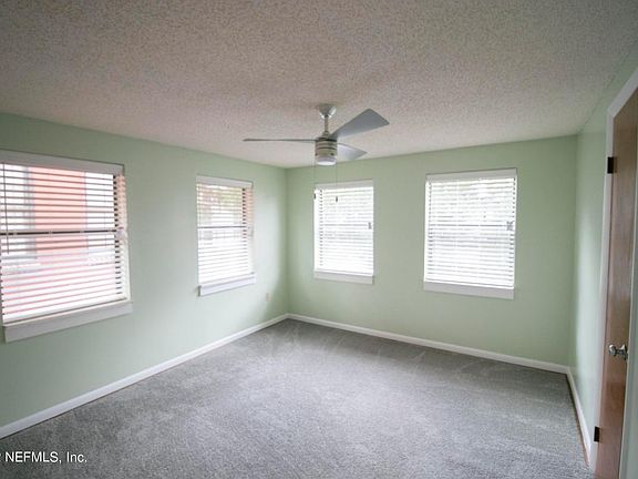 4th image of 1833 Hubbard St #U